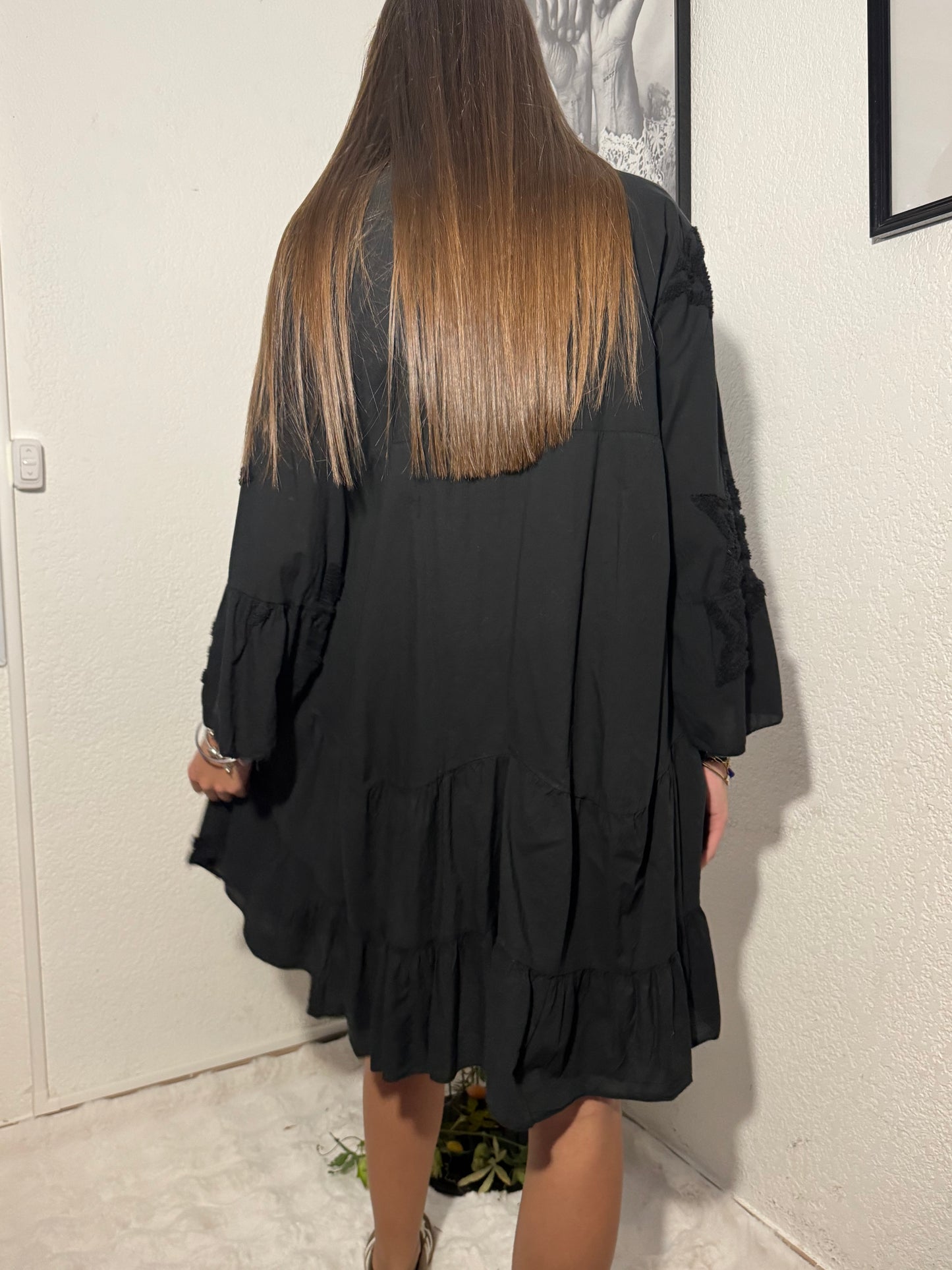 🖤 Robe Stella – Noire à Étoiles